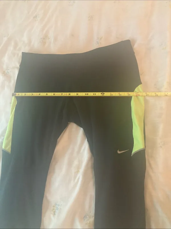 Nike womens Capri workout bottoms - Image 15