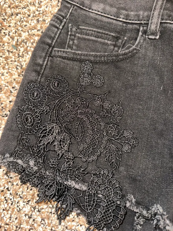American Eagle shorts  - Image 4