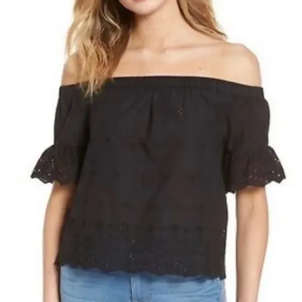 Madewell Eyelet Off-the-Shoulder Ruffled‎ Short Sleeve Top in Black Size Large - Image 4