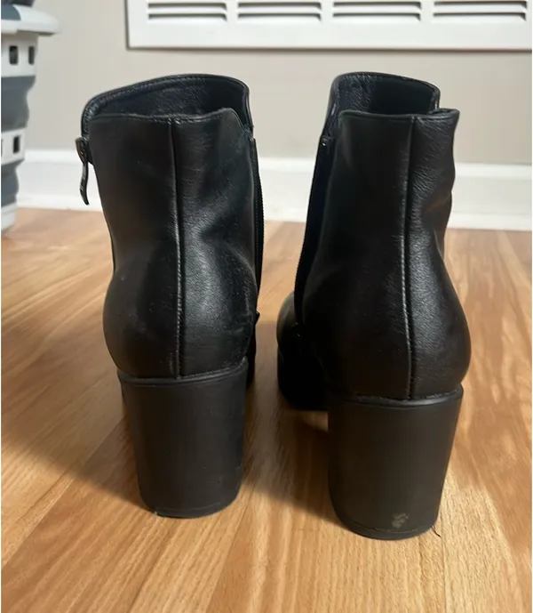Dream Paris Women’s Boots Black - Image 2