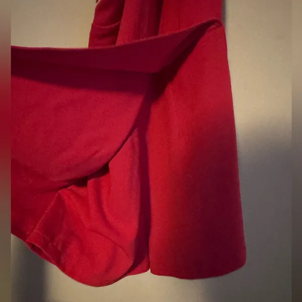 superdown Hot Pink One-Shoulder Romper - Image 6
