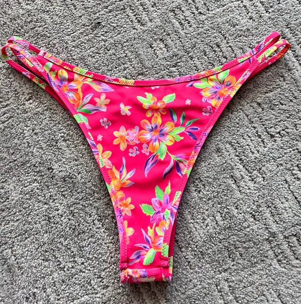 Kulani Kinis Bikini Set - Image 5