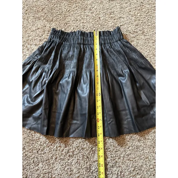 7 For All Mankind Black Faux Leather Pleated Aline High Waisted Skirt NWT Small - Image 6