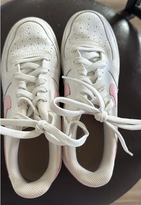 Nike Air Force 1 - Image 2