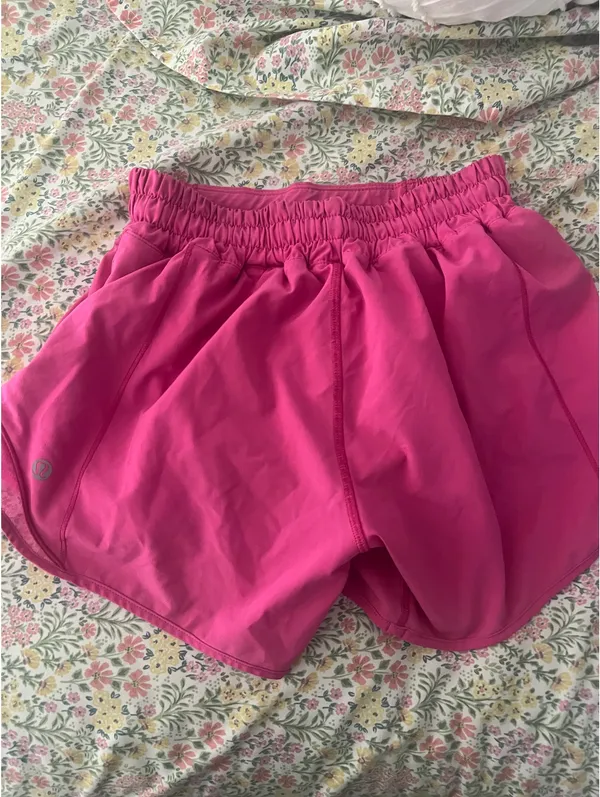 Lululemon Hotty Hot 4" Low-Rise - Image 2