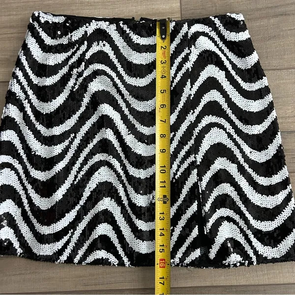 Anthropologie Hutch Black White All Sequin Groovy Wave A Line Mini Skirt M - Image 6