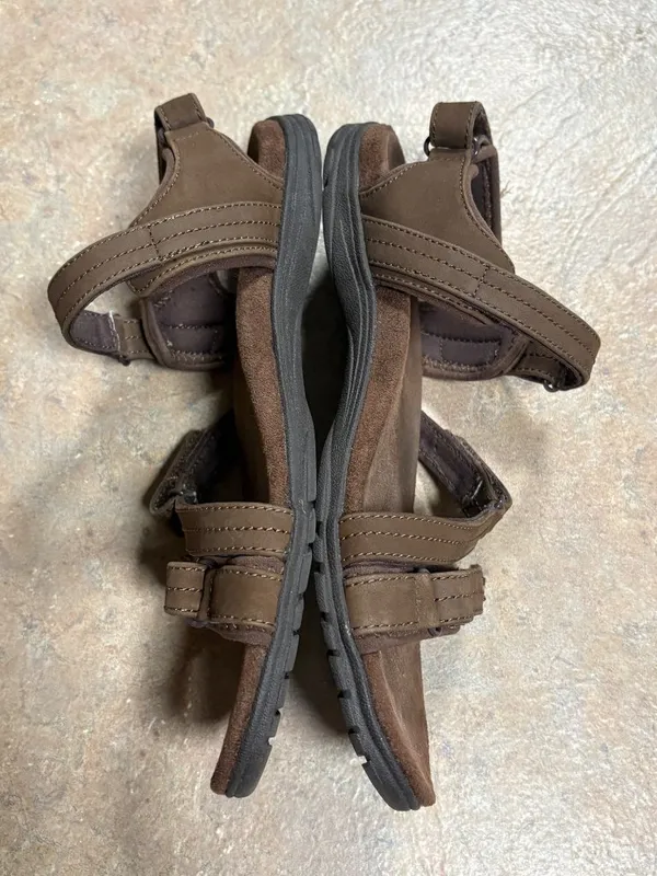 New Balance Maya Sandals Brown Nubuck Straps Comfort Arch Outdoor 9 - Image 5