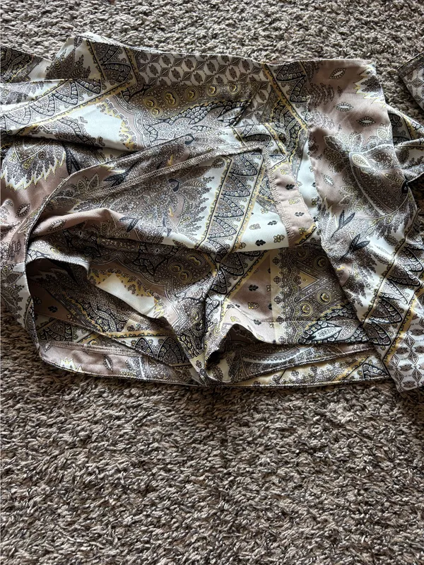 Boutique Skort Gold - Image 3