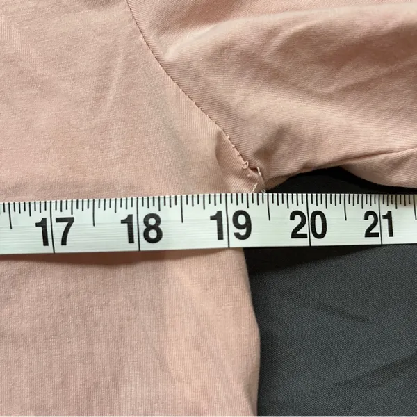 Mama Bear Short Sleeve Shirt Top Women’s Size Large Light Pink Cotton Distressed - Image 3