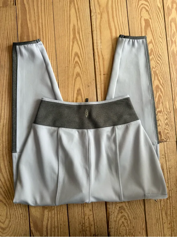 FP Movement Joggers Size Small - Image 5
