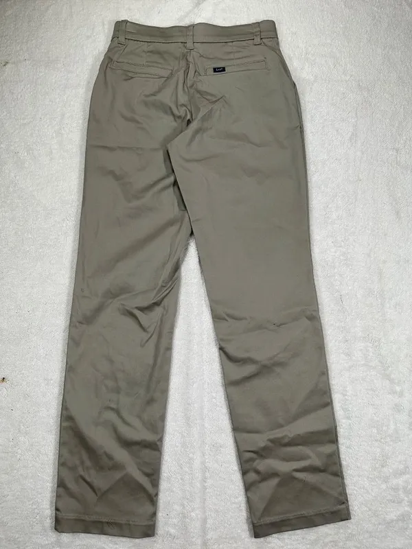 Lee Women’s Wrinkle-Resistant Straight Leg Pants Sz 4M Mushroom Mid Rise Comfort - Image 4