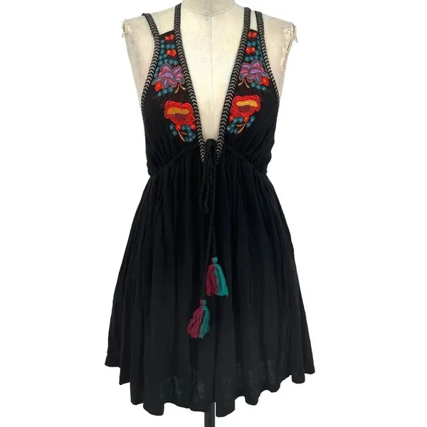 Free People Lovers Cove Embroidered Tassel Mini Dress‎ in Black Size XS - Image 3