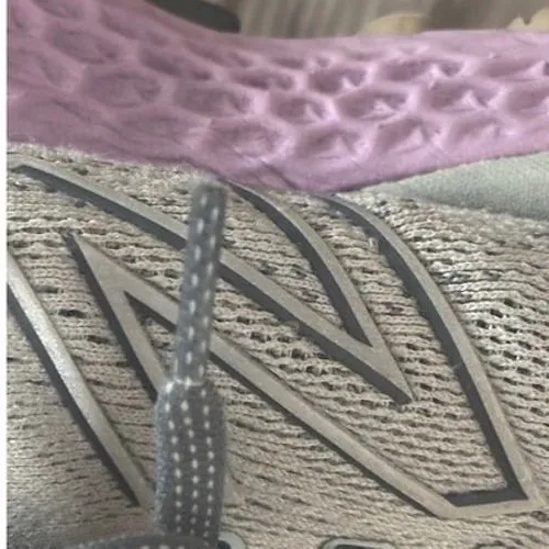 New‎ Balance Fresh Foam Women's Running Shoes Grey Purple size 6.5 - Image 10