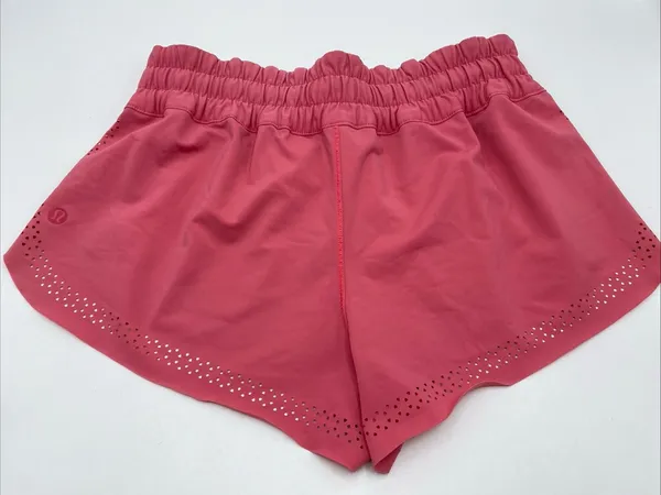Lululemon Hit It Running Short Polar Pink W7AE1S Athleisure Perforated 4 Light - Image 4