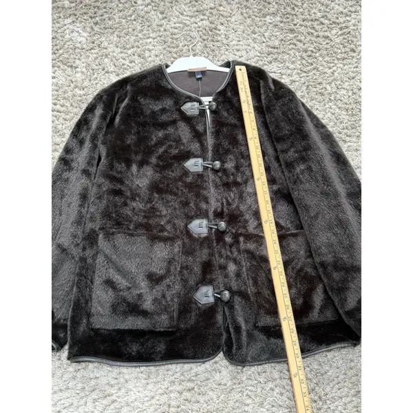 NWT Universal Thread Women Black Faux Fur Toggle Jacket Coat Pockets Size XL - Image 11