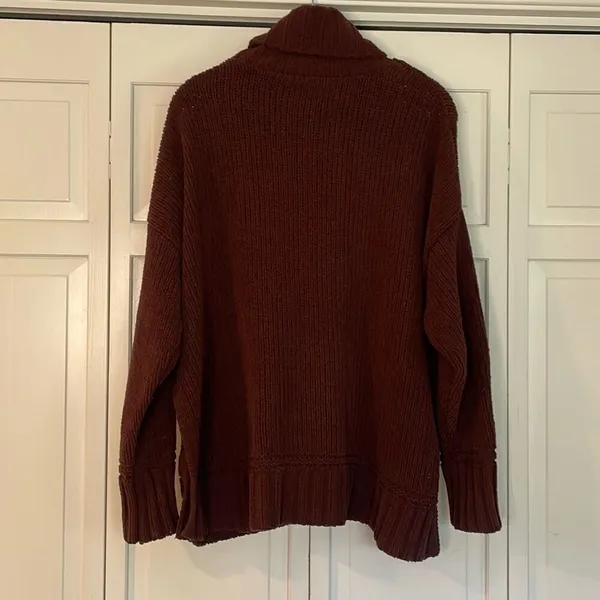 Aerie burgundy chunky knit cozy turtleneck sweater small - Image 6