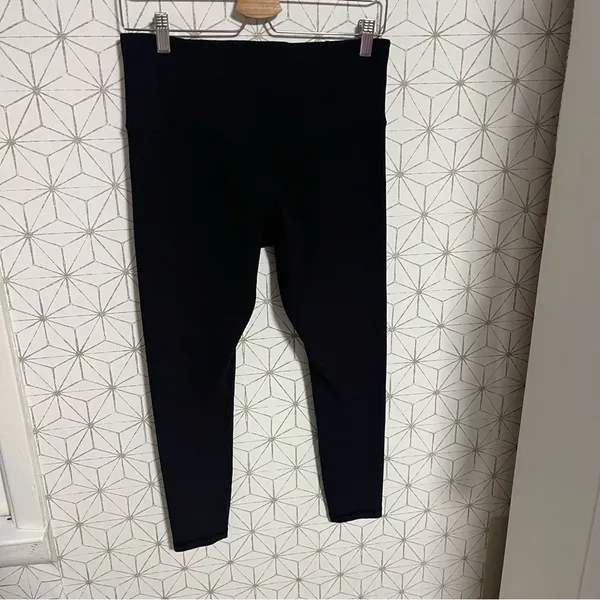 Athleta Elation Rib Tight Black - Image 8