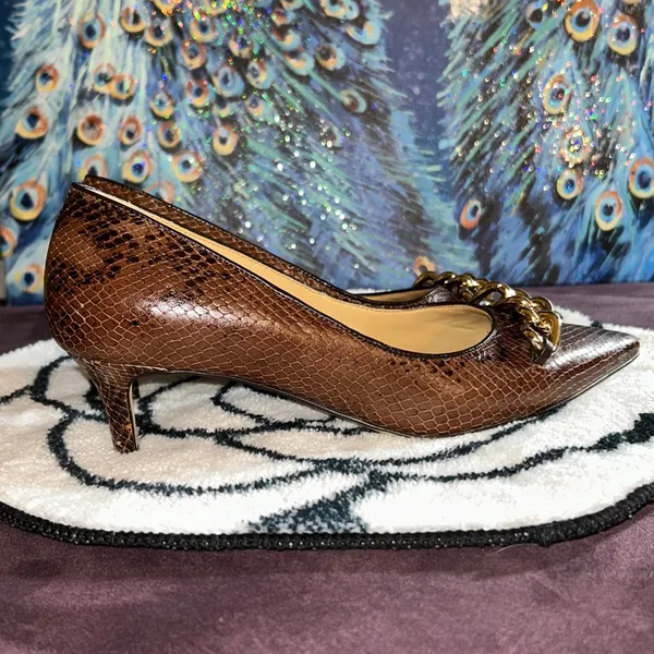Talbots Size 8 Snakeskin Kitten Heels - Image 5