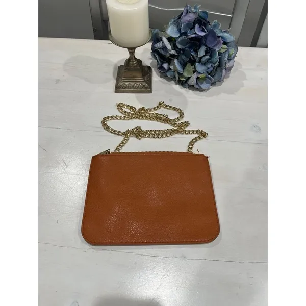 Like new! Brown Vegan leather thin cross body gold chain‎ Bag - Image 7