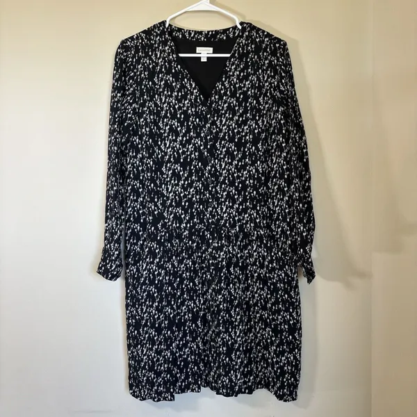 Garnet Hill Shirt Dress Women 4 Black White‎ Floral Long Sleeve V-Neck Pockets - Image 2