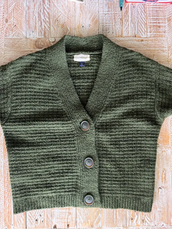 Universal Threads 🌿Olive Green Chunky Knit Cardigan🌿 ~xs - Image 2