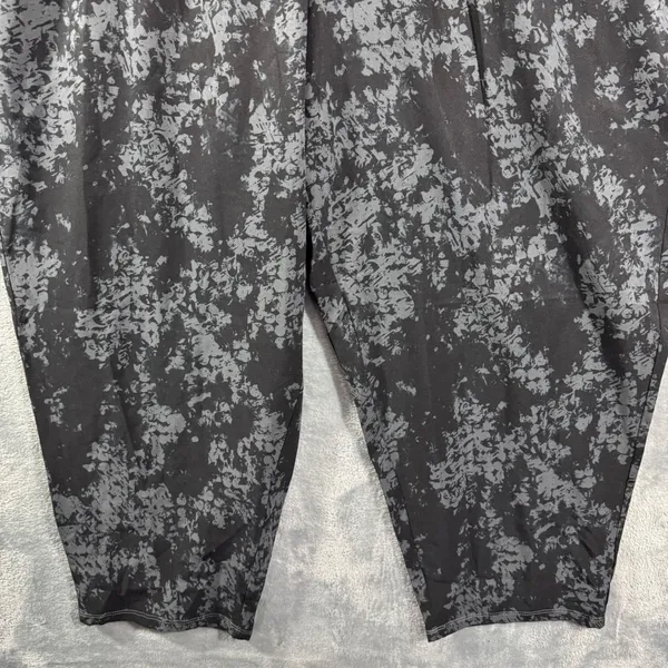 NWT Torrid Happy Camper Abstract Black Gray Print Pants 3X - Image 4