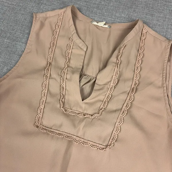 Pleione Blouse Womens S Beige V-Neck Sleeveless Tunic Lace Trim Anthropologie - Image 2