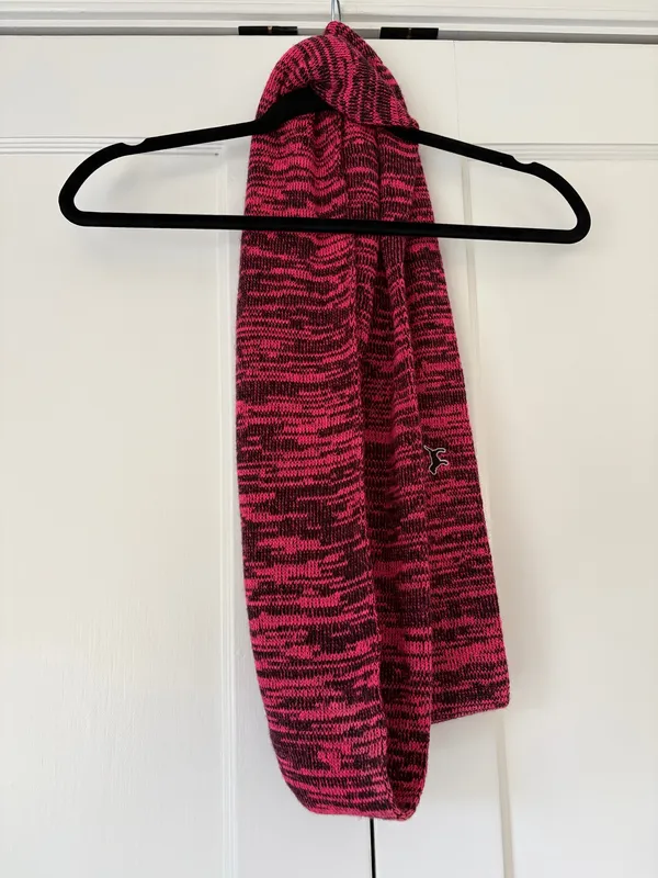 Victoria's Secret PINK black and hot pink marled knit infinity scarf - Image 2