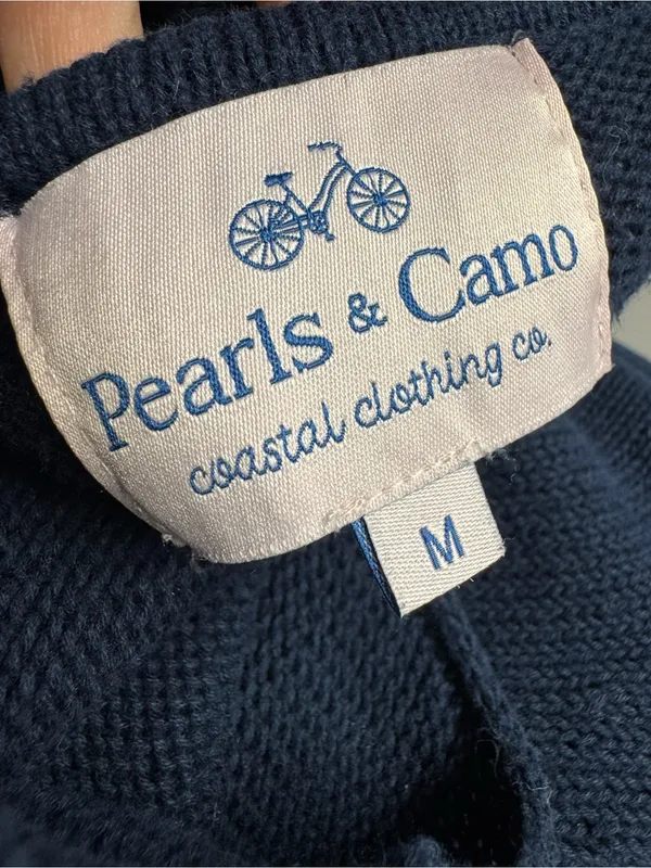 Pearls & Camo Palm Beach Long Sleeve Pullover Knit Sweater Blue Medium Coastal - Image 4