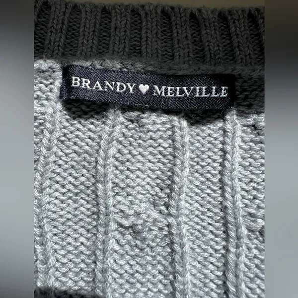 Brandy Melville Gray Chunky‎ Cable Knit Cardigan Button Y2K Bella Swan Sweater - Image 5