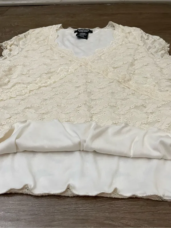 Rampage Lace Babydoll Blouse Top Size XL Cream Ivory Y2K Fairy Coquette Girly - Image 8