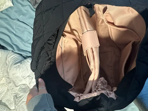 Poppy & Peonies Haul it Tote - Image 7