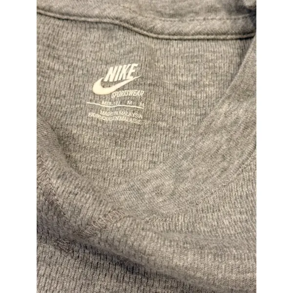 New Nike women's medium 8/10 gray long sleeve shirt - Image 2