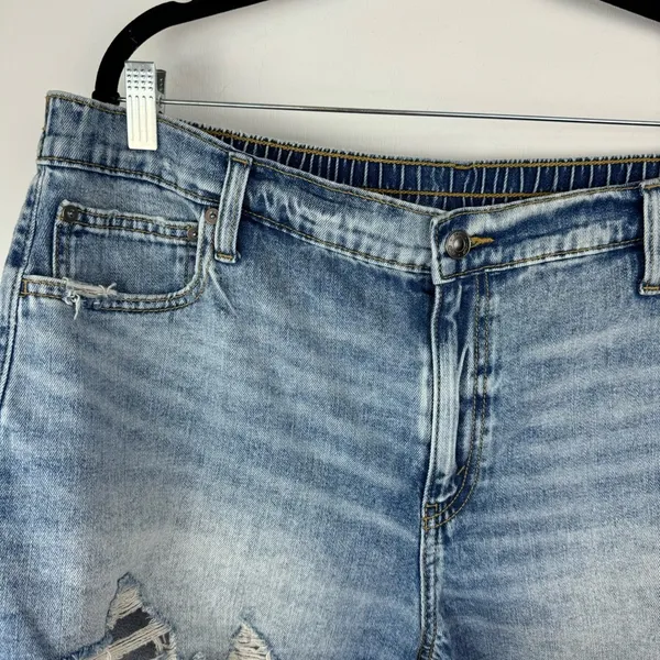Aerie Daydream Denim Shorts Sz XL Distressed Light Wash Stretch Jean Short - Image 8