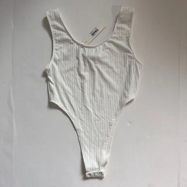 Capella White Knit Bodysuit Size Large NWT - Image 2