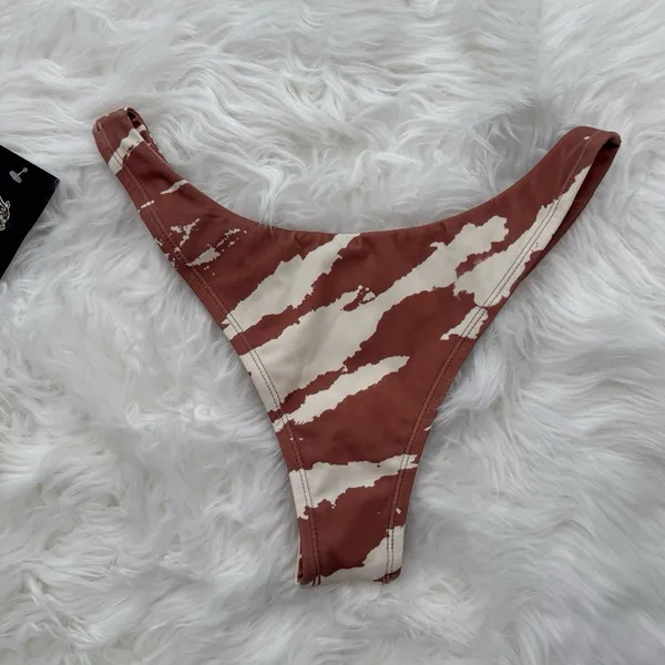 Darc Sport Wolves Hardcore Nikita Bikini Bottom Desert Rose Native Camo Small - Image 4