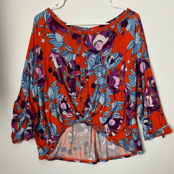 Free People Keepin' On floral slouchy top in orange and purple M - Image 2