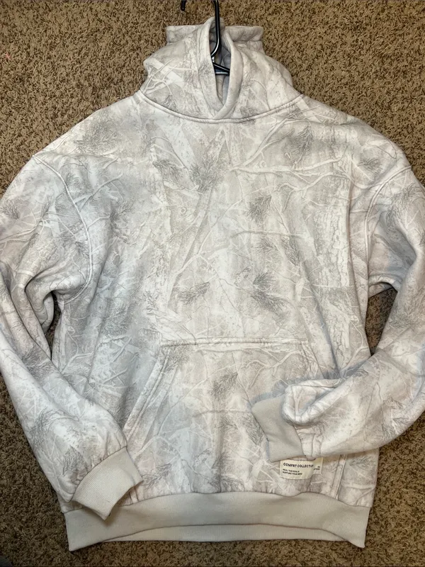 Comfrt Silver Birch Camo Hooded Sweatshirt Gray Size XL - Image 2