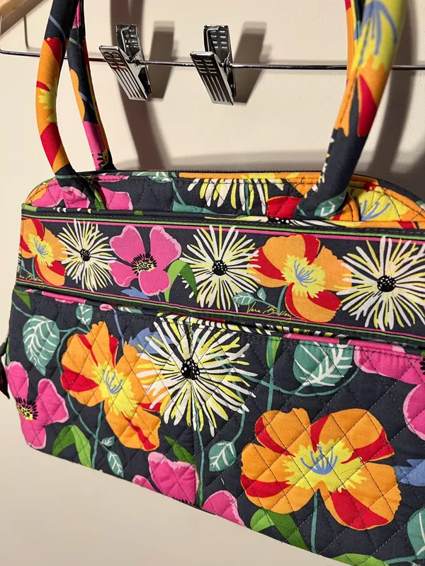 Summer tone paisley pattern Vera Bradley shoulder tote - Image 2