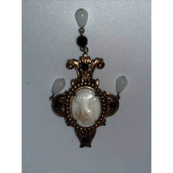 Vintage Victorian Revival Cameo Dangle Brooch Faux Pearl Unmarked - Image 2