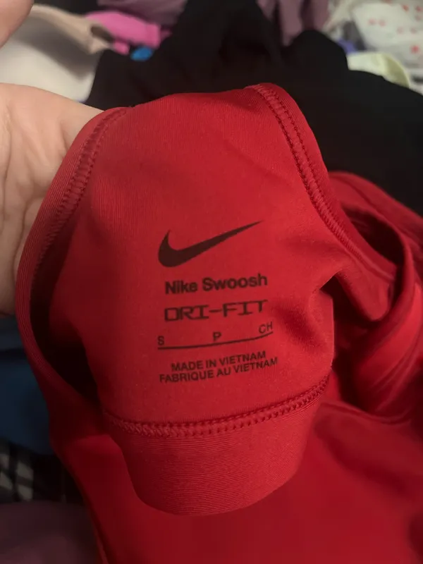 Red Nike sports bra - Image 5