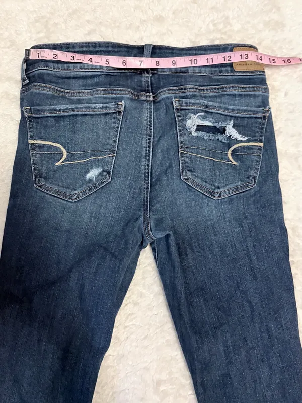 American Eagle Artist Crop Short Length Distressed Jeans size 6S - Image 7