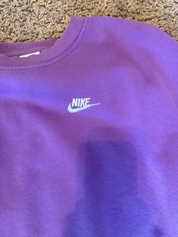 Nike Crewneck - Image 2