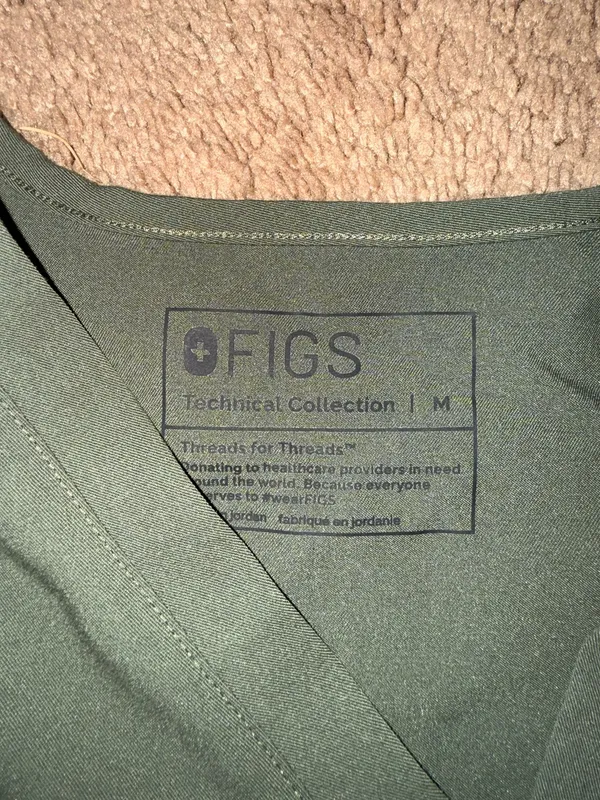 FIGS Scrubs Set - Image 2