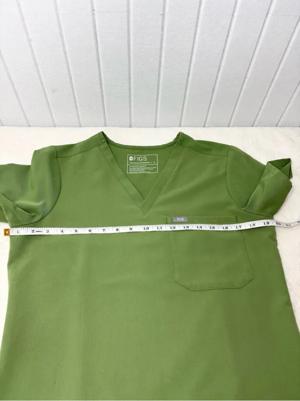 FIGS Olive Green V-Neck Medical Scrub Top style #1000211‎ size S - Image 4