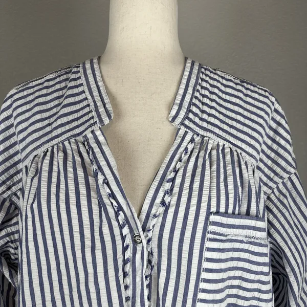 We the Free People One‎ Of the Boys Striped Tunic Top Shirt Size M Button Cotton - Image 2