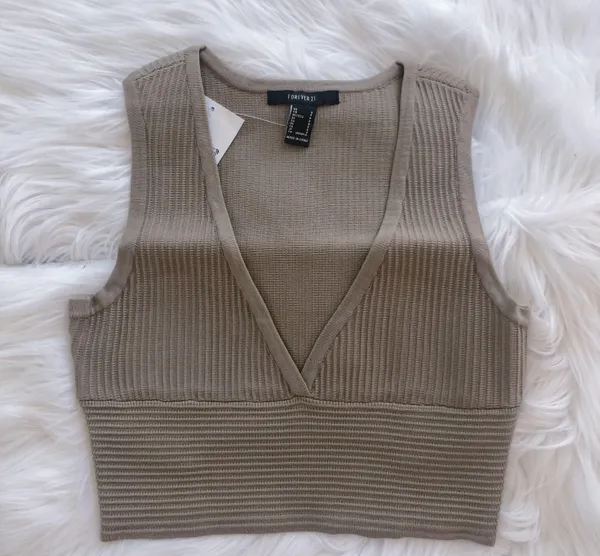Forever 21 Light Brown V-neck Crop Top - Image 2