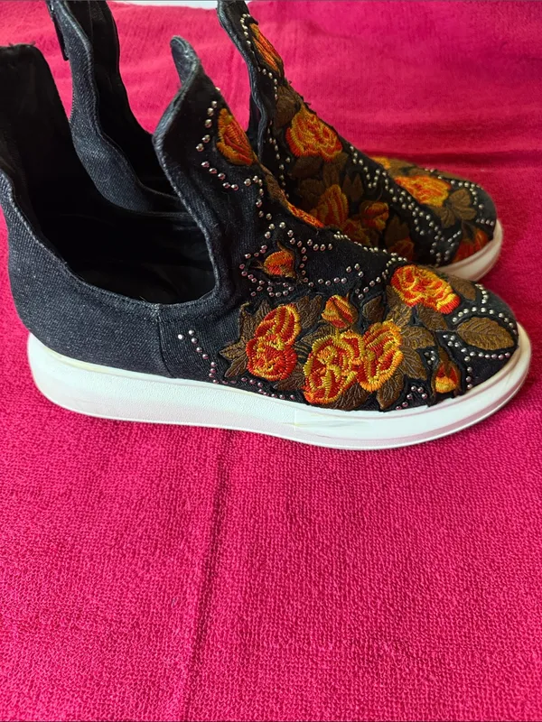 Jeffrey Campbell Black Slip-On Sneakers with Orange and Yellow Floral Embroidery - Image 3