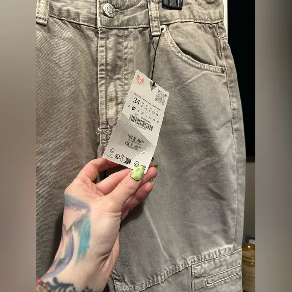 NWT ZARA Cargo Jeans - Image 2