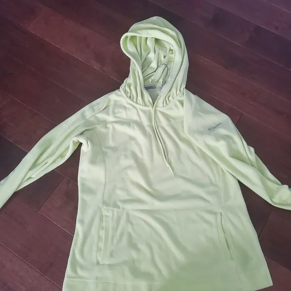 Columbia fleece with hood size large in grinish/yellow color. Very warm - Image 4